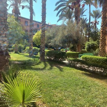 Appartement Dans Residence Avec Piscines Marraquexe Exterior foto